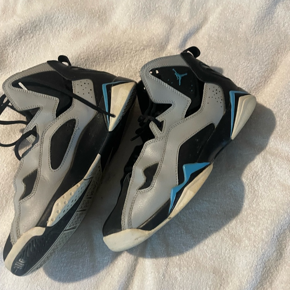 Jordan sneaker good condition still a lot of life